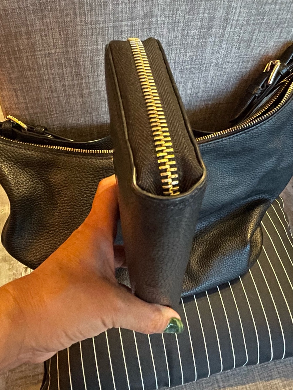 Michael Kors Black Leather Hobo Bag and Wallet - Picture 12 of 14